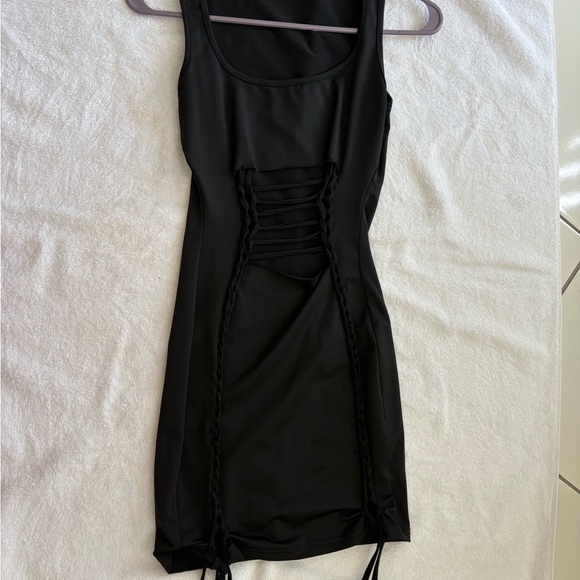 SHEIN Black Bodycon Mini Dress Scoop Neck Sleeveless - Picture 1 of 2